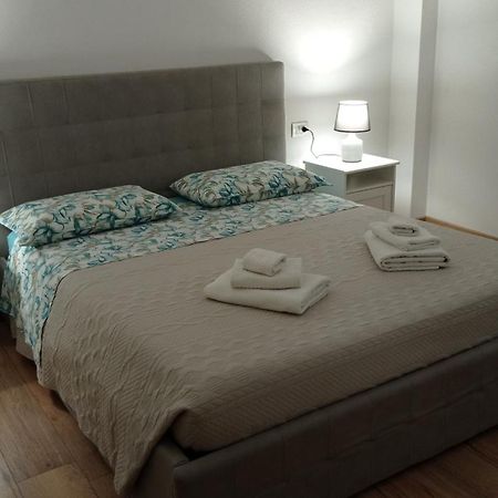 만델로델라리오 Casa Mirta 아파트 외부 사진